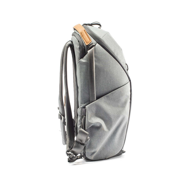 Mochila Everyday Peak Design Zip 20L - Ash