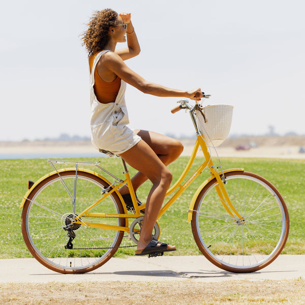 Bicicleta de Paseo con Cuadro Bajo, Aro 700C y 7 Velocidades – Retrospec Beaumont Step Through 2