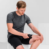 Pistola de Masaje de Vibración para Activación y Recuperación Muscular – Blackroll Fascia Gun