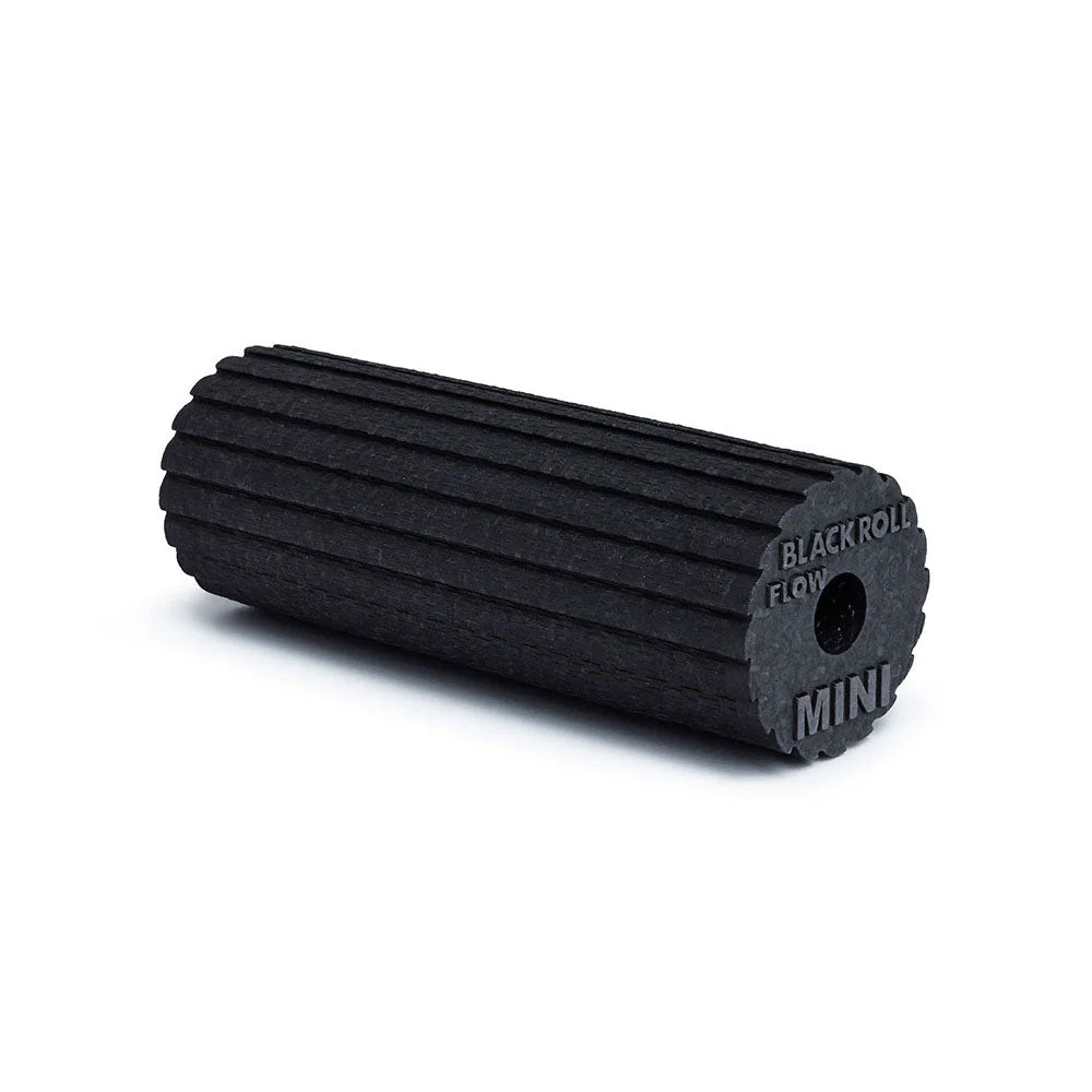 Rodillo de Espuma Compacto con Ranuras Direccional para Automasaje – Blackroll Mini Flow