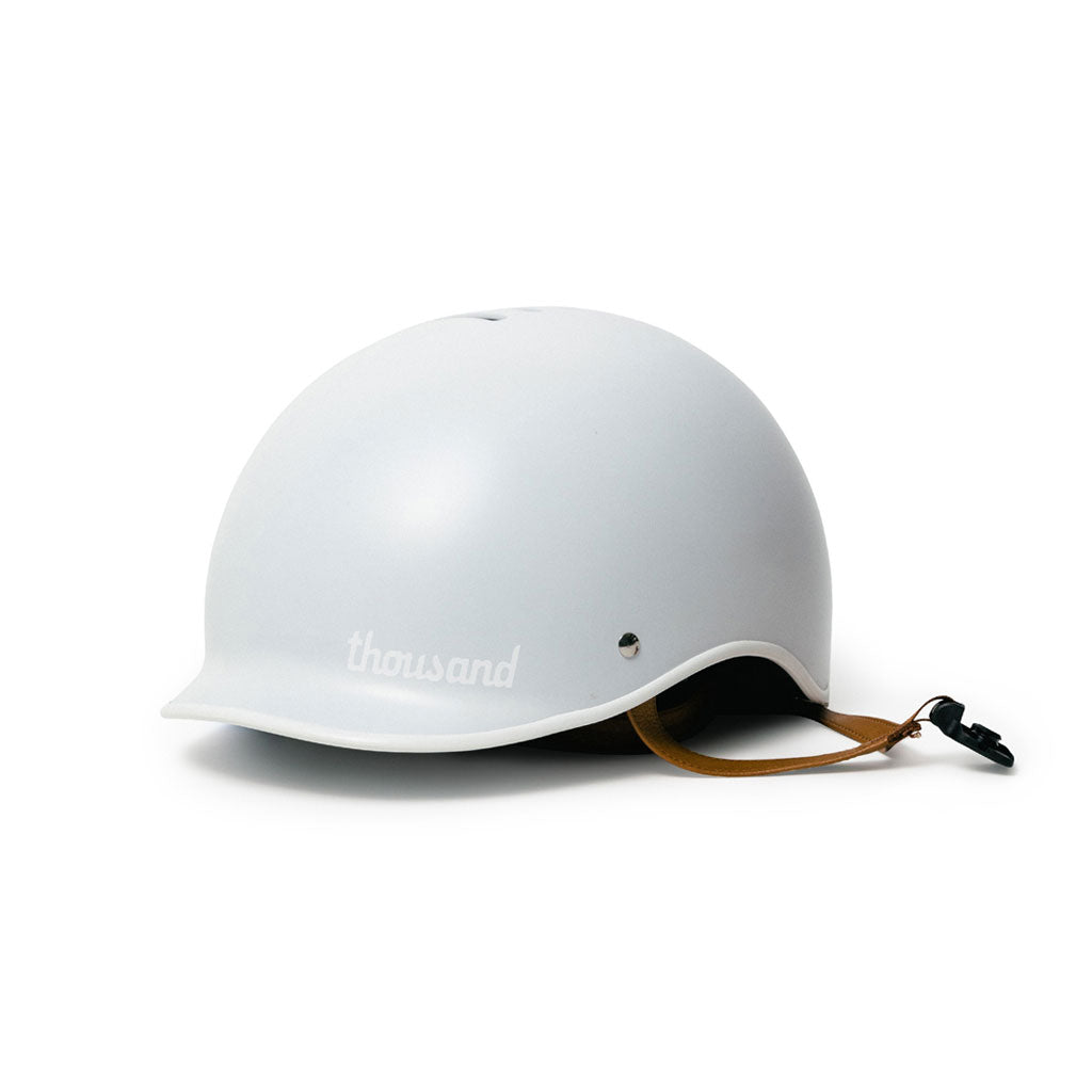 Casco Thousand Arctic Grey - W&W Movilidad para tu ciudad