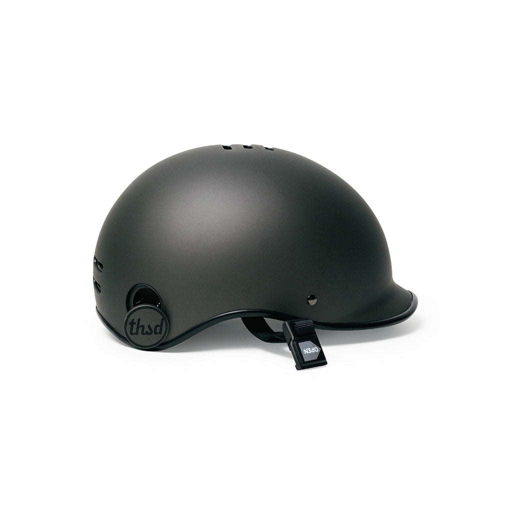 Casco Thousand Stealth Black - W&W Movilidad para tu ciudad